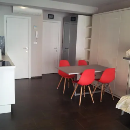 Studios At Ghent Апартаменты