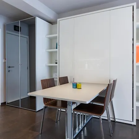 Апартаменты Studios At Ghent *