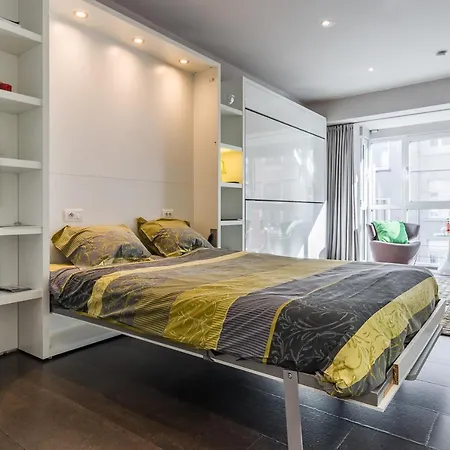 Апартаменты Studios At Ghent Гент