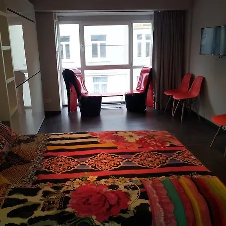 Апартаменты Studios At Ghent Гент
